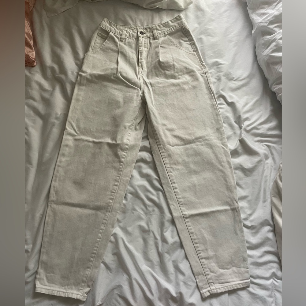 Cotton on white jeans